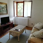 La Petite Maison Σιρμιόνε